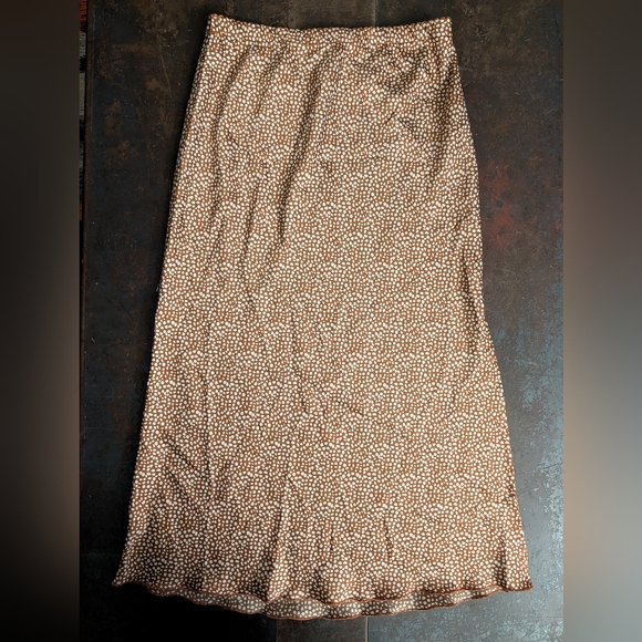 ILLA ILLA Dresses & Skirts - Brown Patterned Women's Skirt